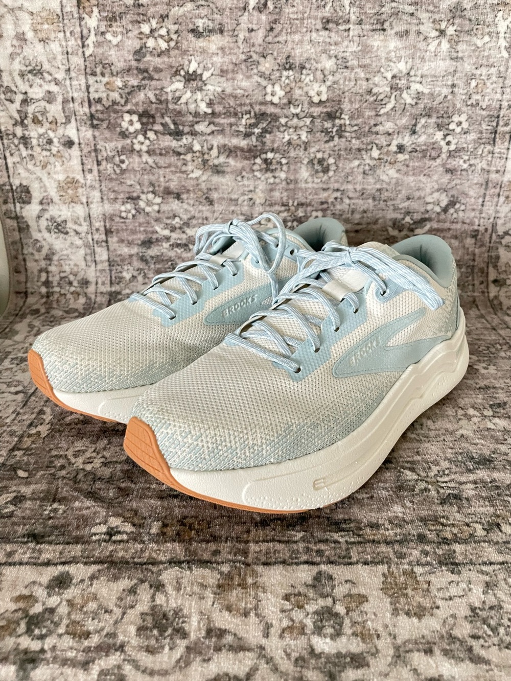 Brooks Ghost Max 2 Running Shoes Cream Size 11 Women - Picture 3 of 10